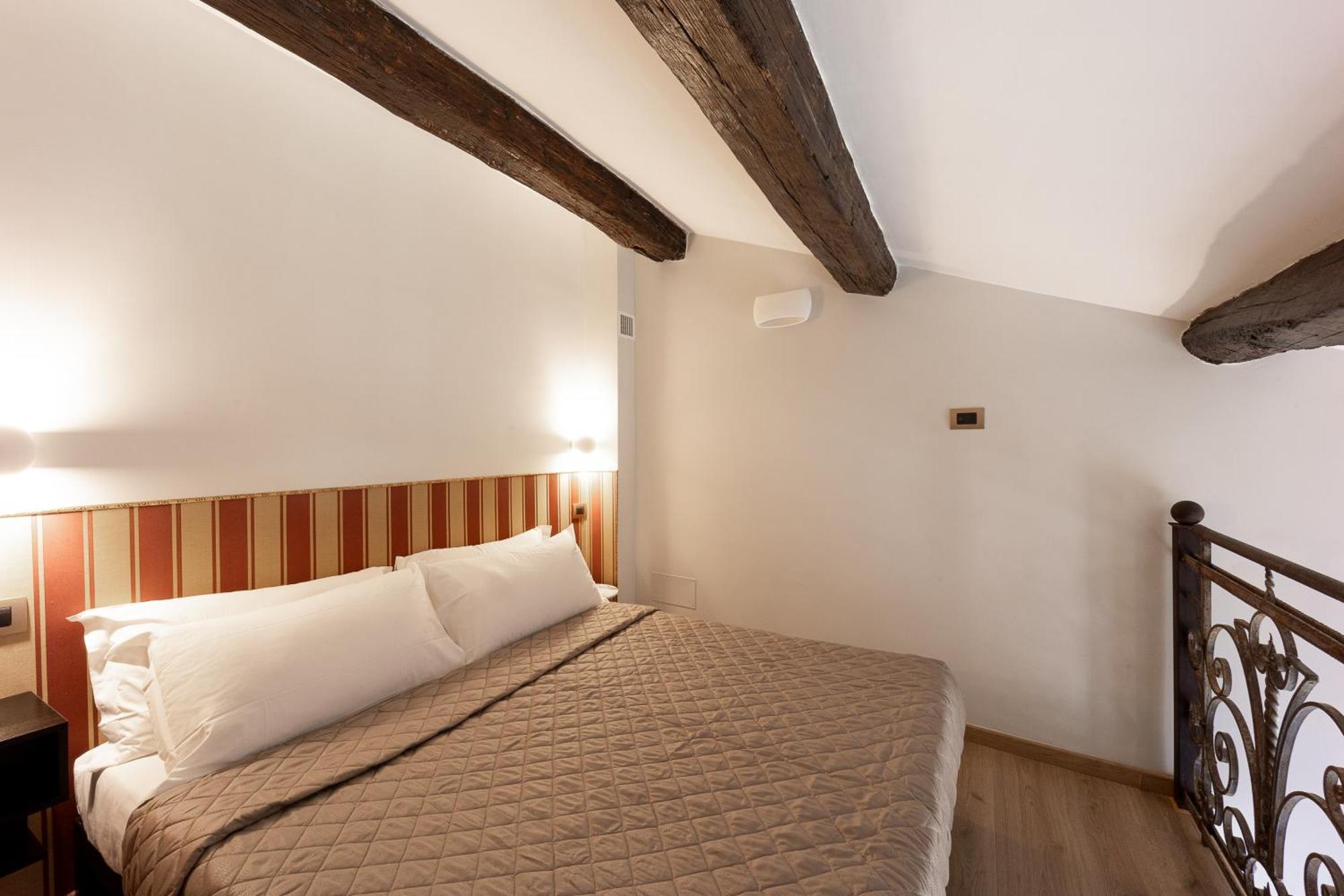 Dimora Cardinal Moroni Hotel Roma Ngoại thất bức ảnh