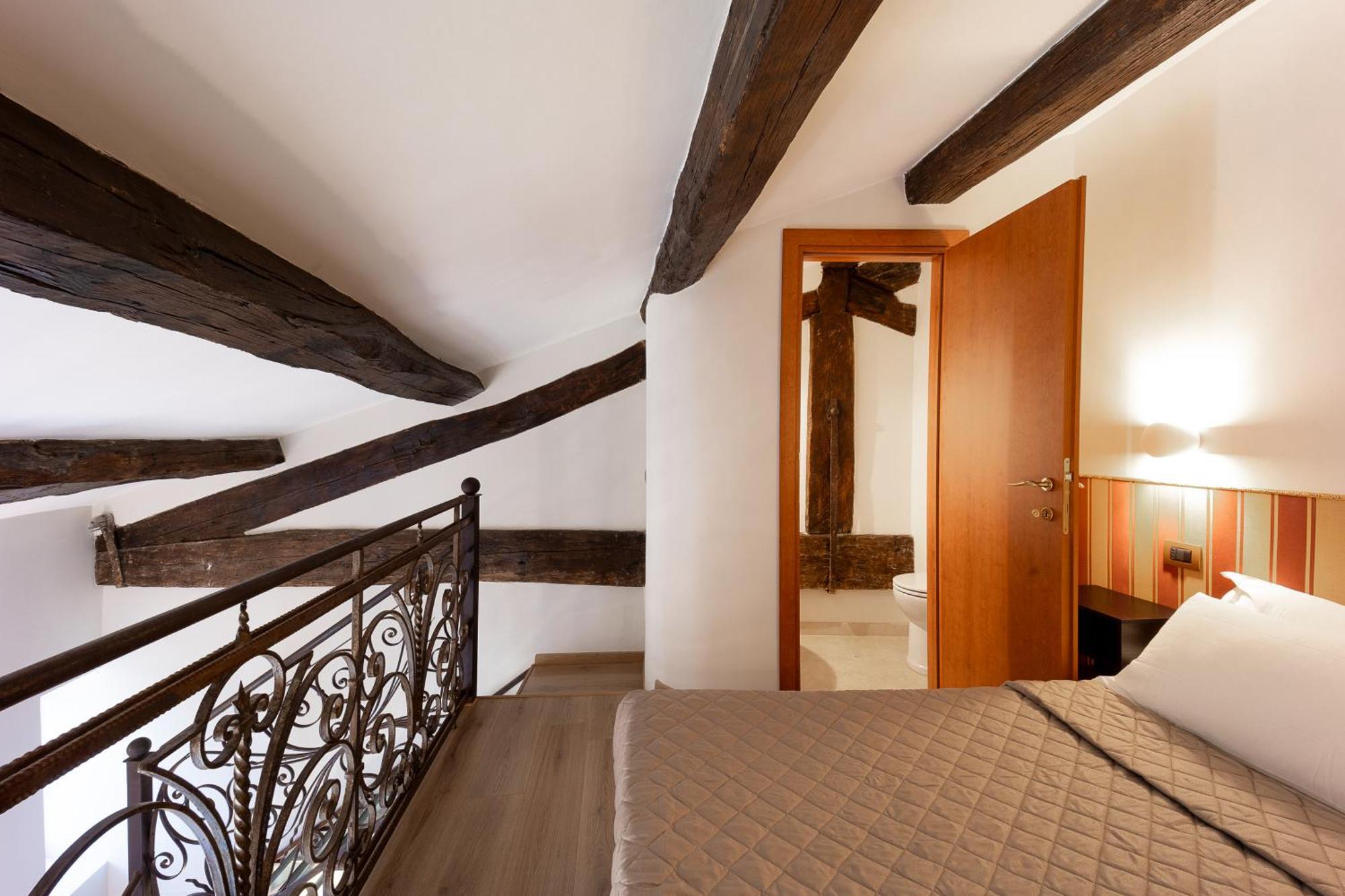 Dimora Cardinal Moroni Hotel Roma Ngoại thất bức ảnh